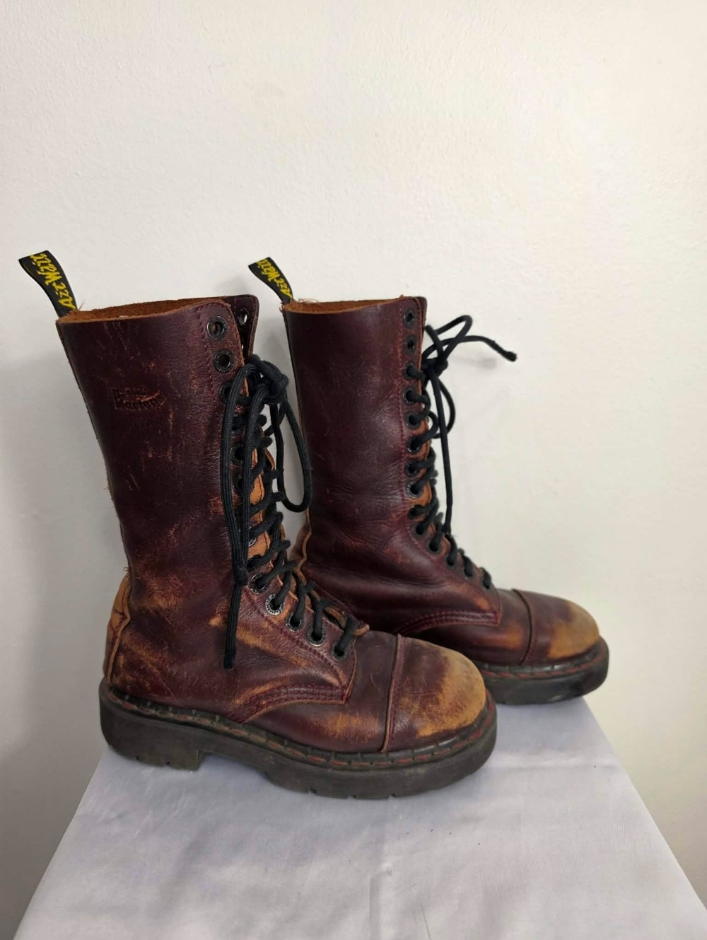 Dr. Martens Tall Boots Women's Burgundy Leather 14 Eye Lace Up Y2K Retro